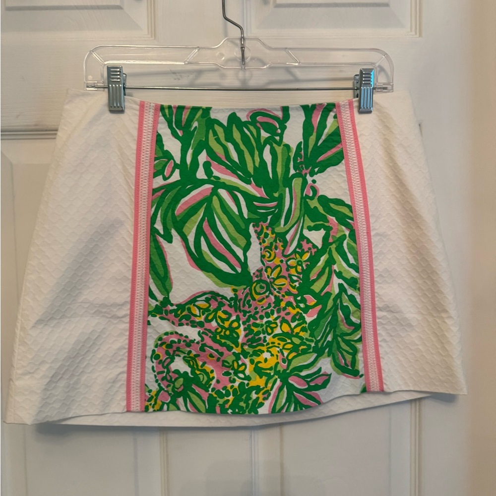 🌴 Lilly Pulitzer Tate Skirt – Seeing Pink Elephants Print, Size 8 (NWT)